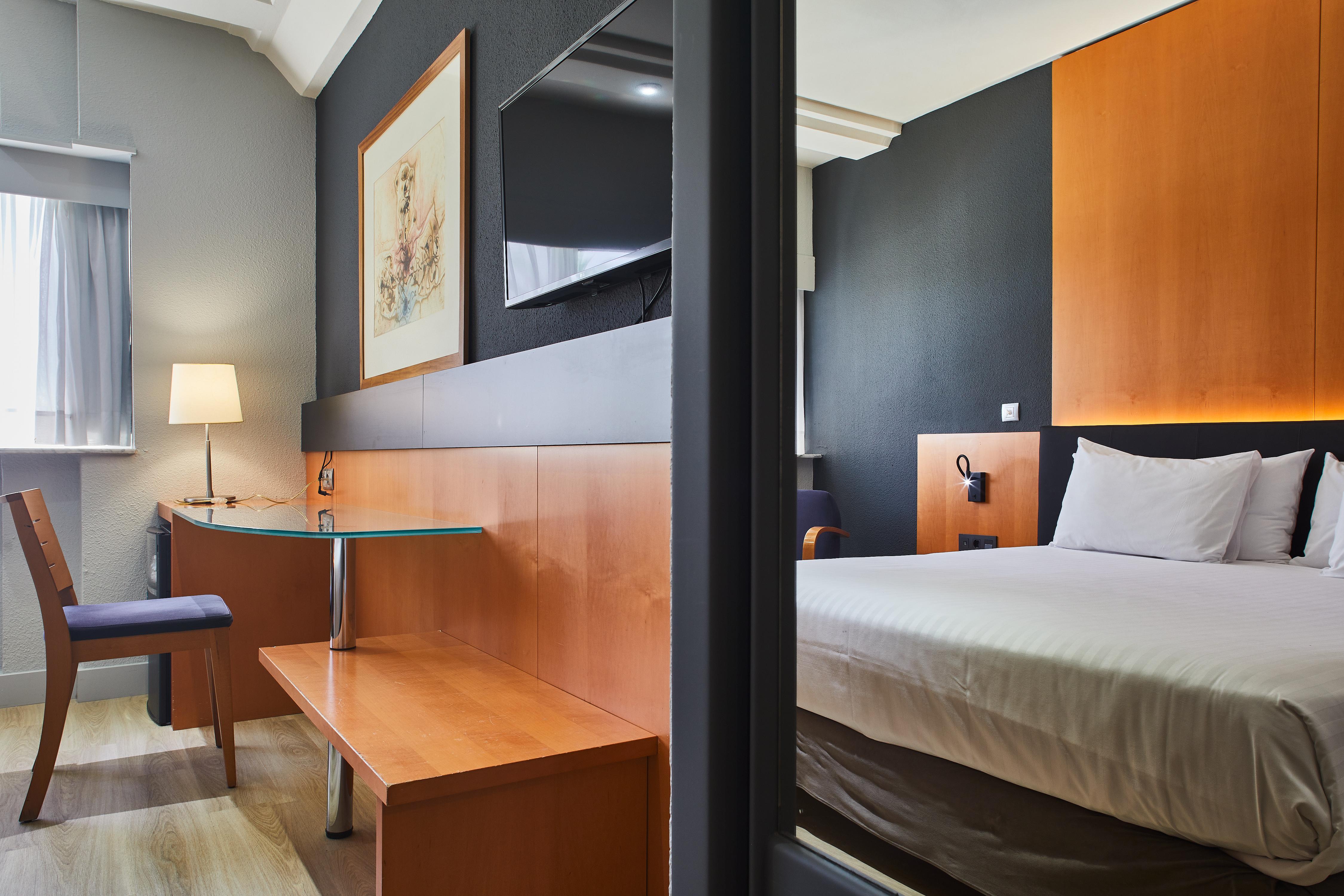 Silken Al-Andalus Palace Seville Exterior photo Room at the hotel